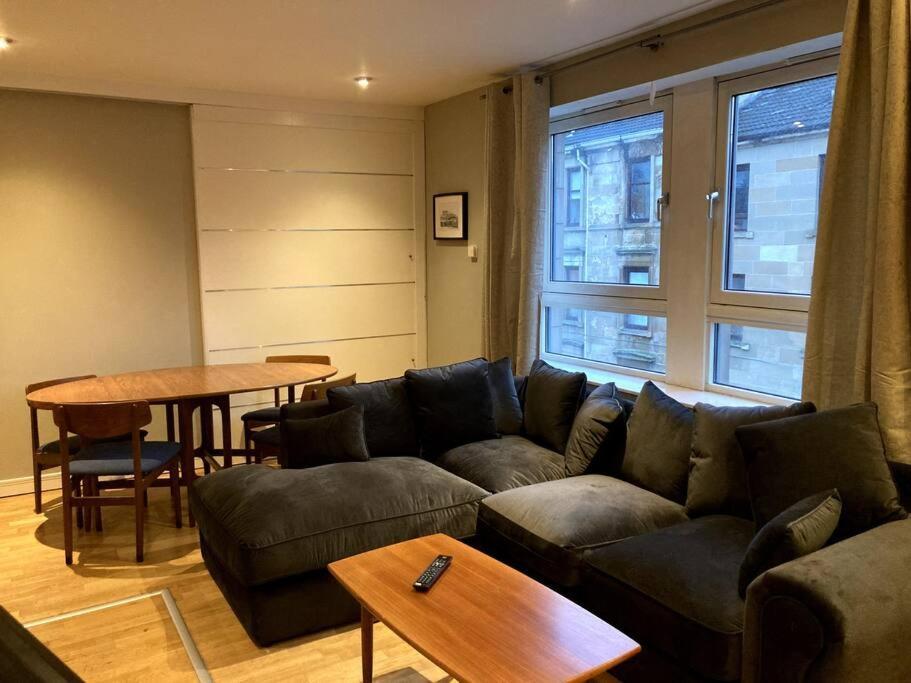 Apartmán Stylish 2 Bed Accessible Flat Perfect Location Glasgow Exteriér fotografie